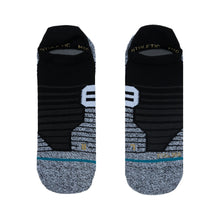 Load image into Gallery viewer, Stance Versa Tab Unisex No Show Socks
- 2