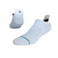 Load image into Gallery viewer, Stance Versa Tab Unisex No Show Socks - White/L
- 4
