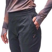 Load image into Gallery viewer, Indyeva Matkailu HV II Womens Pants 24
 - 7