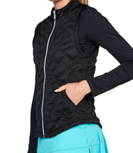 Load image into Gallery viewer, Sofibella UV Staples Quilt Womens Golf Vest
- 3