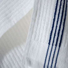 Load image into Gallery viewer, Devant Rally Towel with Carabiner
- 2