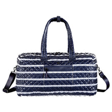 Load image into Gallery viewer, Oliver Thomas 24-7 Weekender Duffle Bag
 - 10