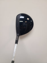 Load image into Gallery viewer, Callaway Paradym X 3W HL Reg RH Mens Fairway DEMO
- 2