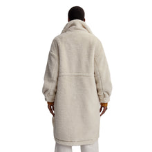 Load image into Gallery viewer, Varley Jones Sandshell Womens Coat
- 2