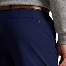 Load image into Gallery viewer, RLX Ralph Lauren Golf Cypress Mens Golf Short
 - 3