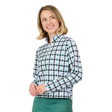 Load image into Gallery viewer, Sofibella Fresh Air Womens Golf Pullover
 - 3