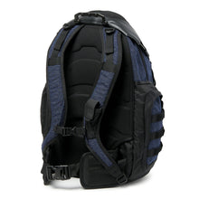 Load image into Gallery viewer, Oakley Kitchen Sink LX Backpack
 - 2
