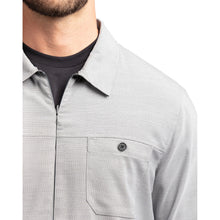 Load image into Gallery viewer, TravisMathew Santiago Reversible Mens Golf Jacket
 - 3