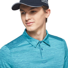 Load image into Gallery viewer, Oakley Gradient Gravity 2.0 Mens Golf Polo
 - 3