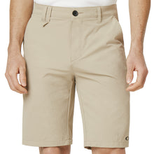 Load image into Gallery viewer, Oakley Take Pro 10in Mens Golf Shorts
 - 2