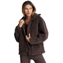 Load image into Gallery viewer, Varley Clemson Sherpa Womens Jacket
 - 1