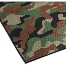 Load image into Gallery viewer, Titleist Microfiber Camo Golf Towel
 - 2
