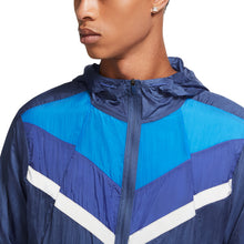 Load image into Gallery viewer, Nike Windrunner Wild Run Mens Running Jacket
 - 7