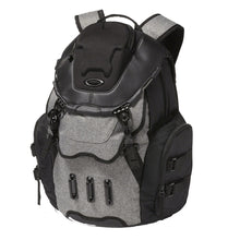 Load image into Gallery viewer, Oakley Bathroom Sink LX Backpack
 - 1