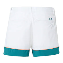 Load image into Gallery viewer, Oakley Bella Womens Golf Shorts
 - 2