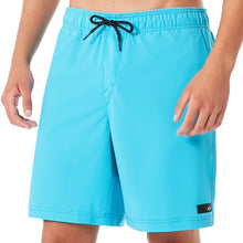 Load image into Gallery viewer, Oakley Ace Volley 18 Mens Boardshorts
 - 6