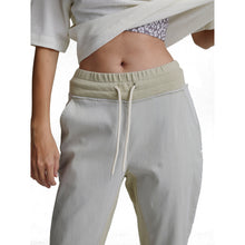 Load image into Gallery viewer, Varley Valley Womens Pants
 - 3
