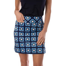 Load image into Gallery viewer, Golftini A Star is Born 18in Womens Golf Skort
 - 1