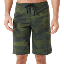 Load image into Gallery viewer, Oakley Kana 21 Mens Boardshorts - CORE CAMO 982/36
 - 4