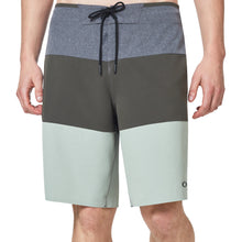 Load image into Gallery viewer, Oakley Ozaki Block 20 Mens Boardshorts - Uniform Grn 7ug/40
 - 5