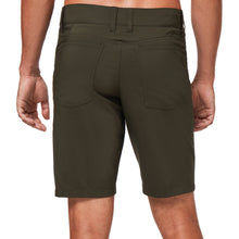 Load image into Gallery viewer, Oakley Base Line Hybrid 21 Mens Shorts
 - 4