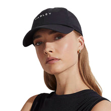 Load image into Gallery viewer, Varley Niles Active Womens Hat
 - 2