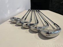 Load image into Gallery viewer, Wilson D9 Steel 5-PW Demo Irons - Kbs Max/Stiff
 - 1