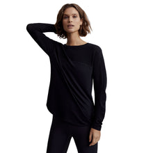 Load image into Gallery viewer, Varley Merrick Seamless Womens Tee - Black/L/XL
 - 1