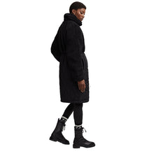 Load image into Gallery viewer, Varley Walsh Quilt Sherpa Womens Coat
 - 3