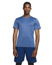 Load image into Gallery viewer, Nike Legend 2.0 Mens Short Sleeve Crew Shirt
 - 24