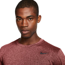 Load image into Gallery viewer, Nike Legend 2.0 Mens Short Sleeve Crew Shirt
 - 5