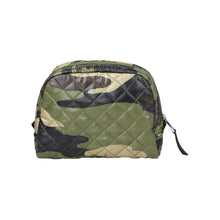 Load image into Gallery viewer, Oliver Thomas KST Medium Cosmetic Bag
 - 18