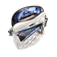 Load image into Gallery viewer, Oliver Thomas Cell Phone Crossbody
 - 23